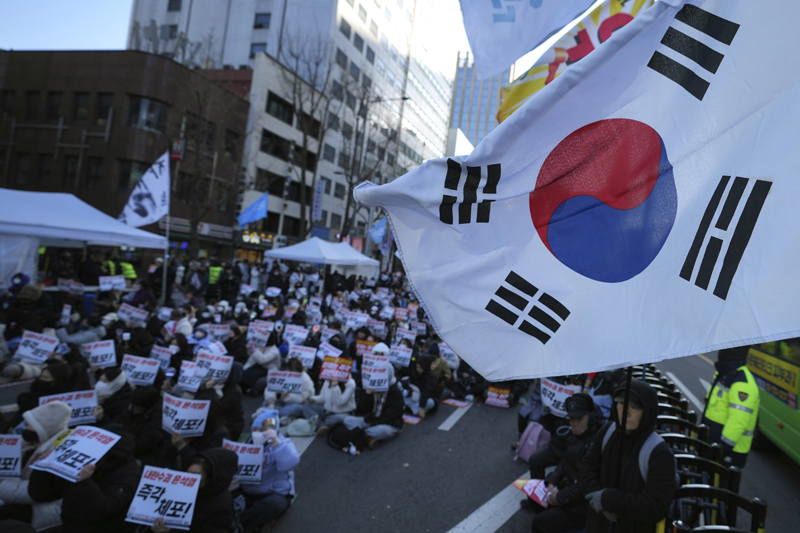 South Korean Investigators Push To Summon Impeached President As Court